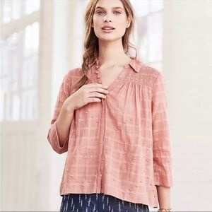 Anthropologie Vanessa Virginia Edisto Dusty Rose
Embroidered Boho Swing Top